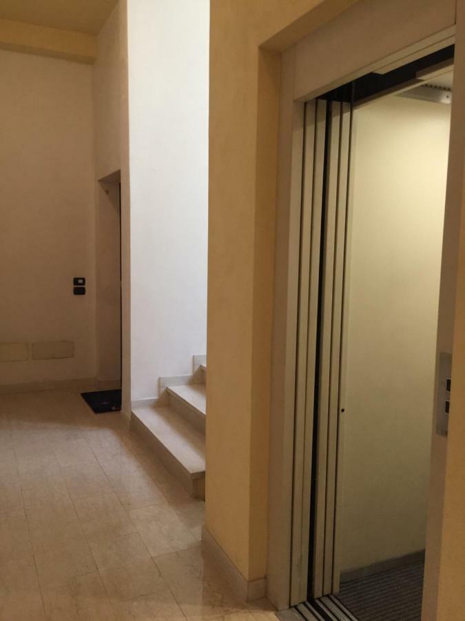 Elegant Apartment Vicenza Exteriör bild